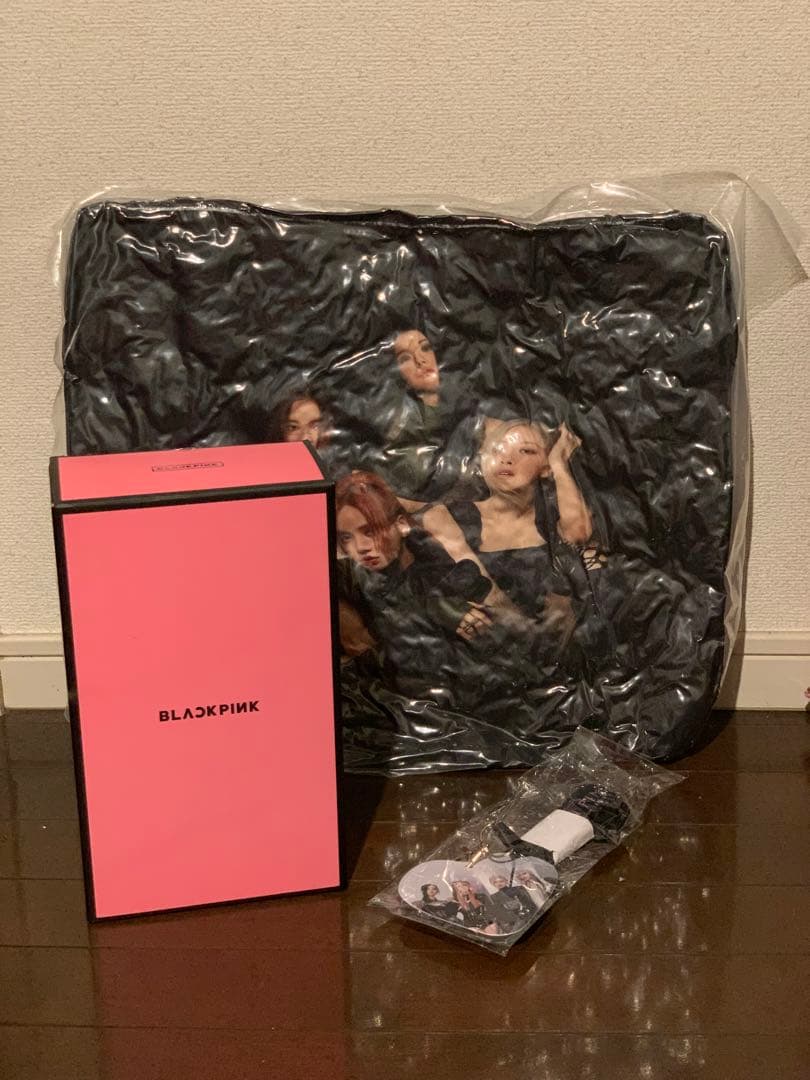 BLACKPINK プレミアム限定クッション 公式ペンライト