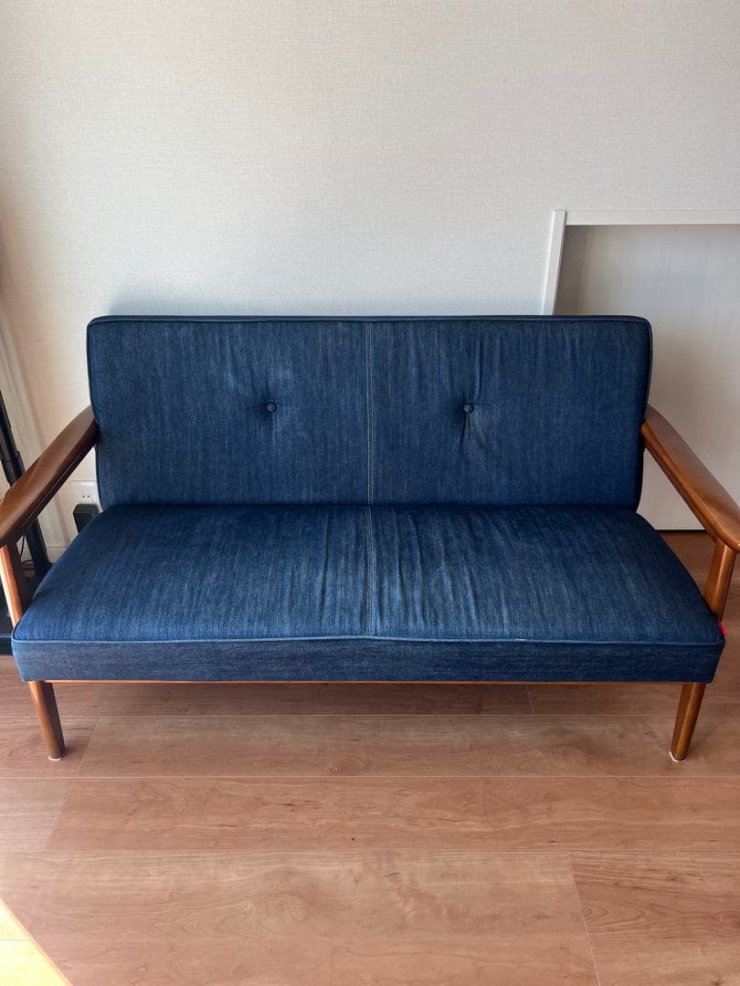 【100台 限定生産】カリモク60 カイハラデニム Kチェア2人掛け　ソファ