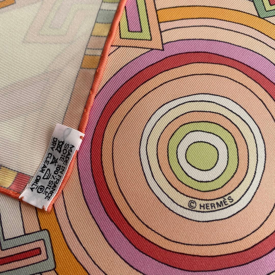 未使用　エルメス　HERMES スカーフ　パステル