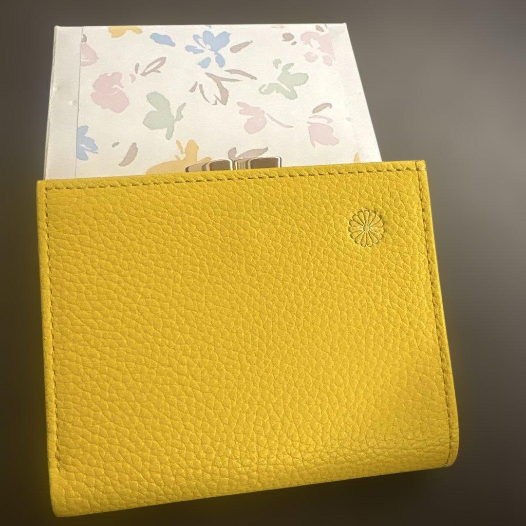 【皇居折り財布】⭐︎幸運のイエロー⭐︎/《新品未使用》/高級牛革/レア