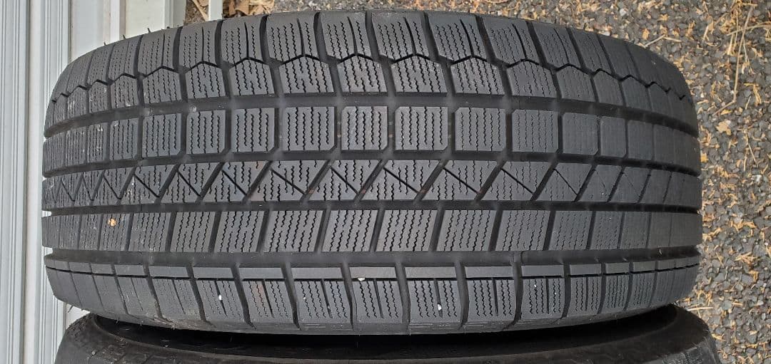 KENDA ICETEC スタッドレスタイヤ 225/55R18　送料込み