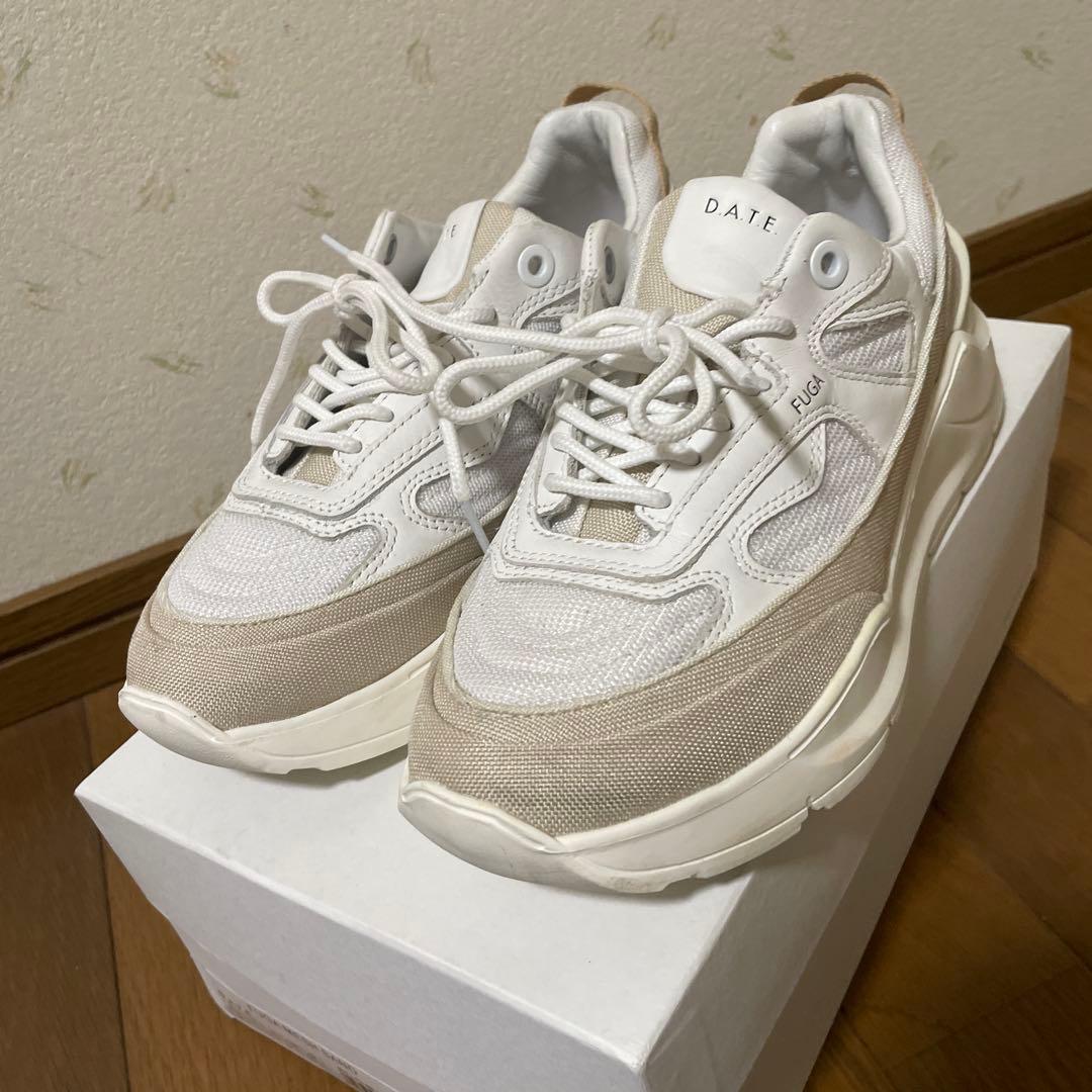 ⭐︎とうこです⭐︎ DATE ホワイト ベージュ スニーカー　38