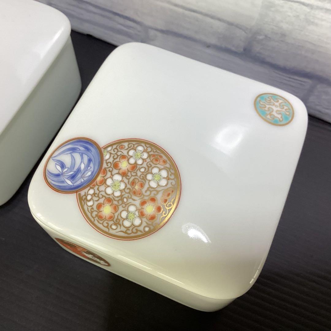 深川製磁　寿赤絵蓋付き角鉢 、小皿、赤絵 丸紋 湯呑み