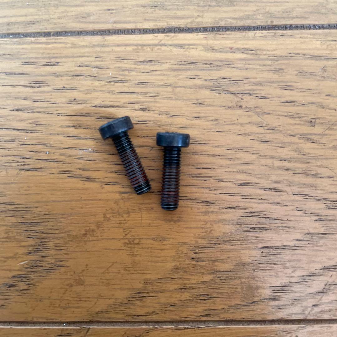 コンテッサ　ヘッドレスト