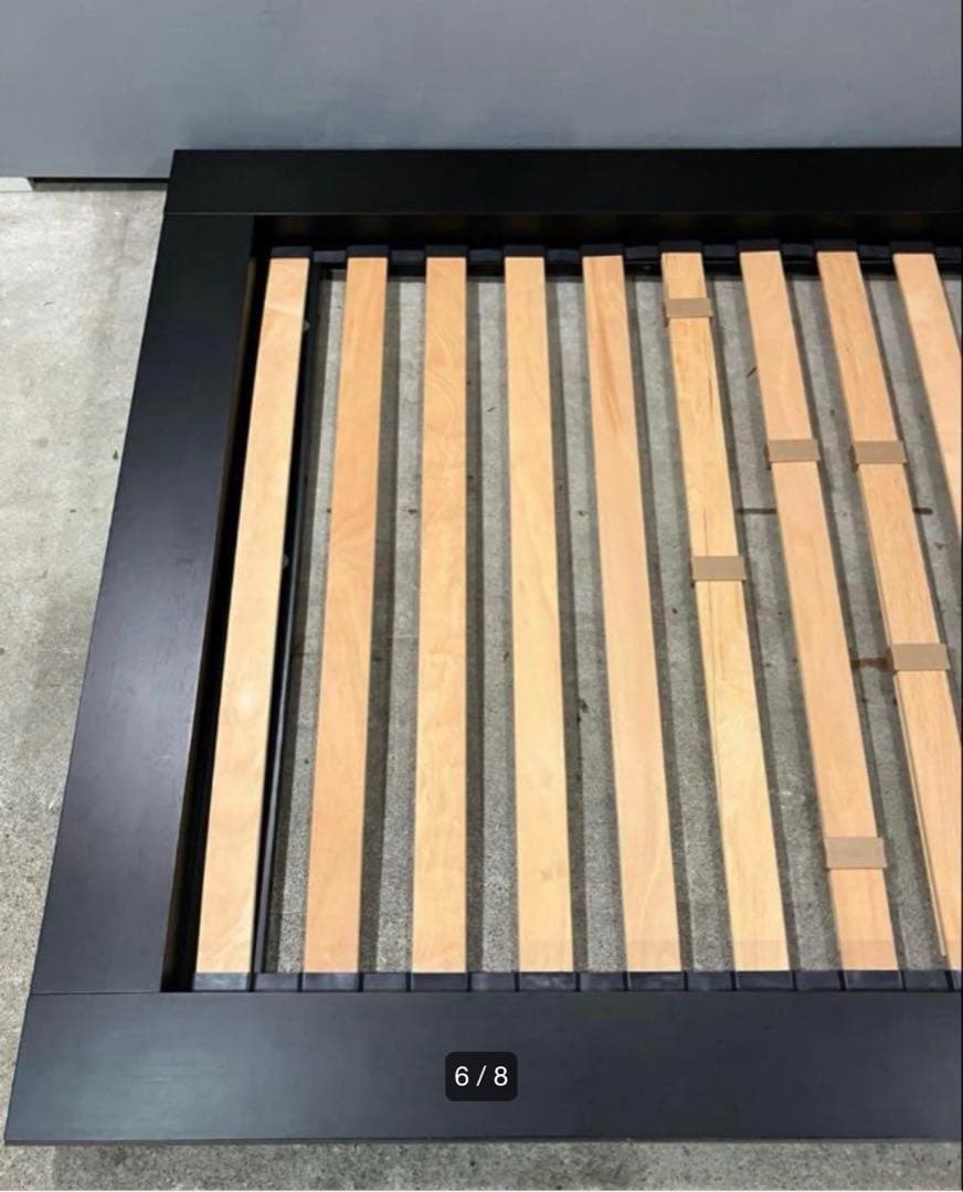 Cassinaカッシーナ 「TAM/タム」　セミダブルサイズベッドフレーム②