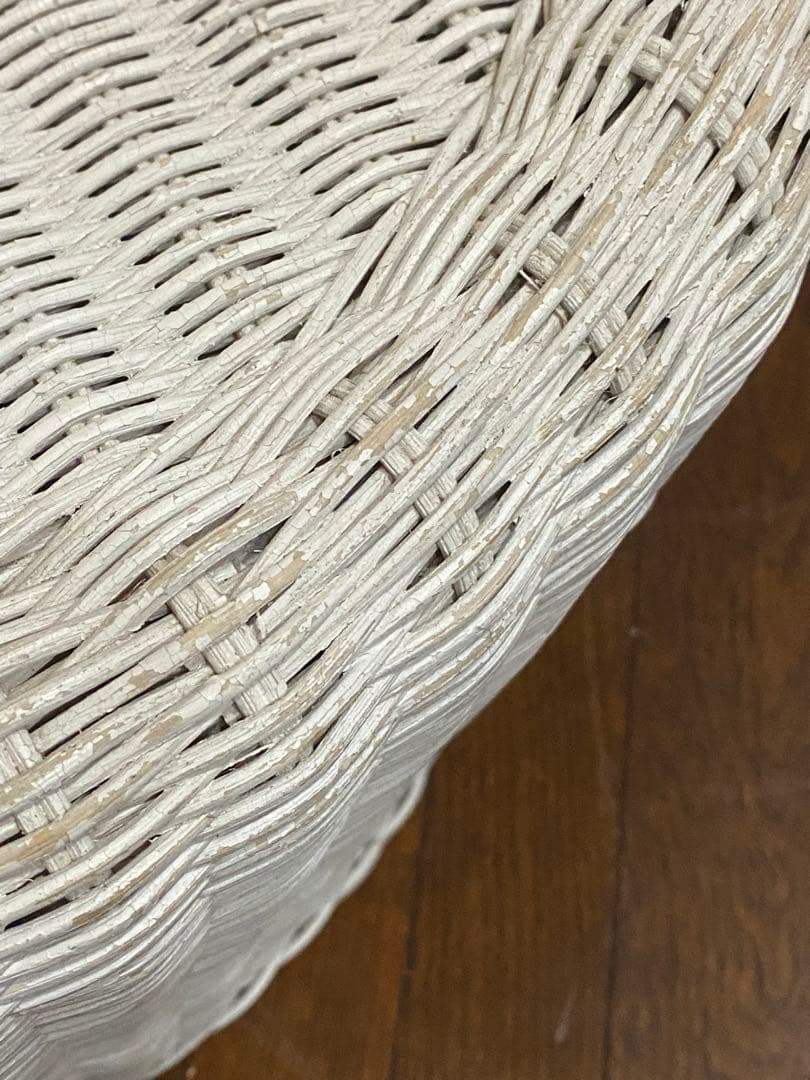 希少♦️高級 エッグチェア♦️ホワイトラタン♦️フレンチ シャビー♦️2脚セット 送料込