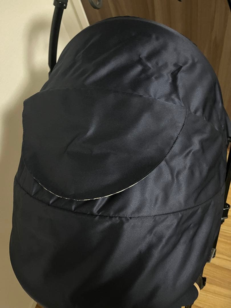 【Combi】メチャカル オート4キャス エッグショック ネイビー