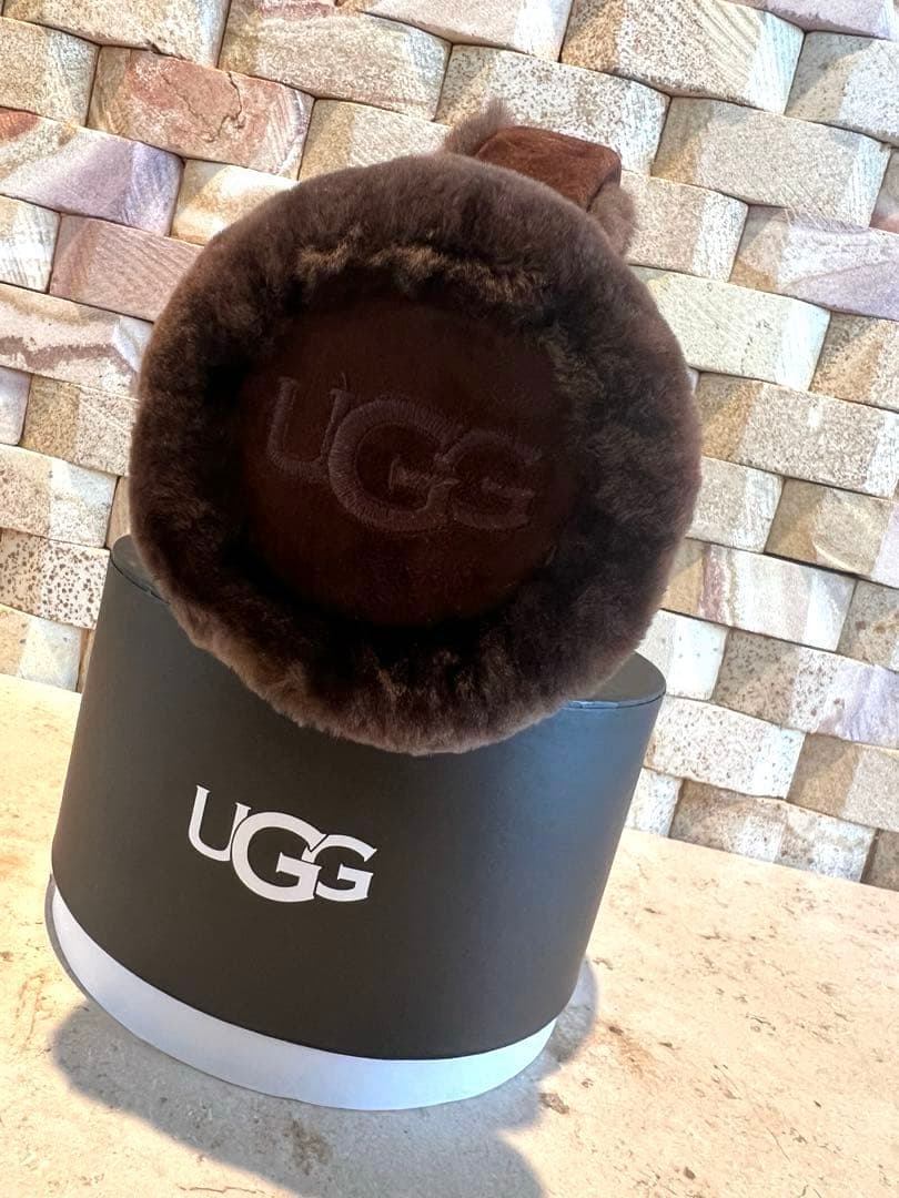 試着のみ　UGG ブラウン ムートンイヤーマフ完売品