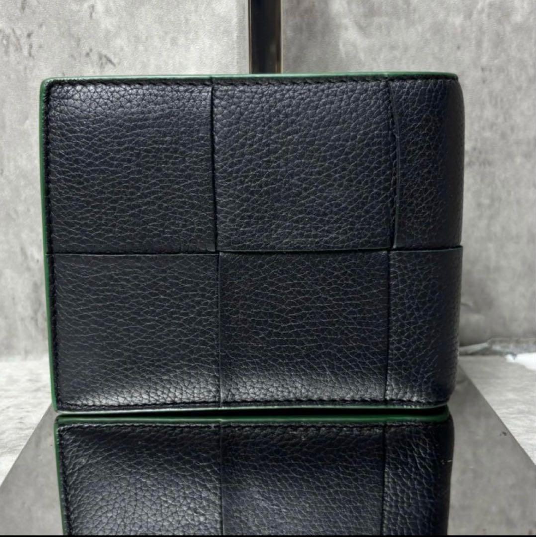 極美品✨ボッテガヴェネタ 二つ折り財布 カセット レザー 本革 ブラック