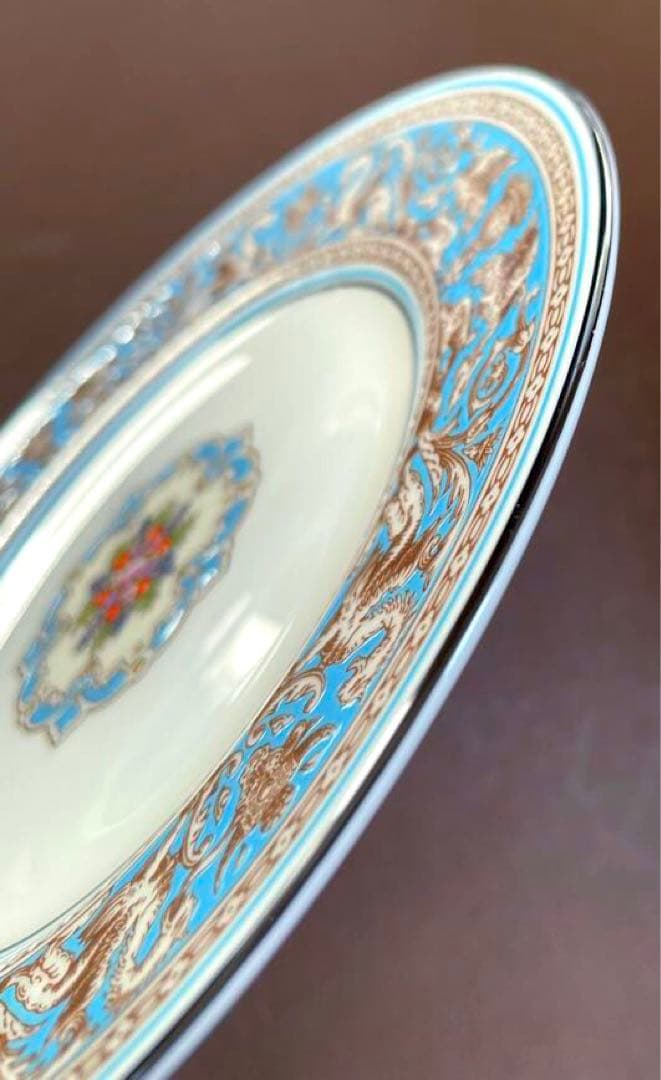 ウェッジウッドフロレンティーンターコイズプレート4枚17.5cm黒壺未使用近美品