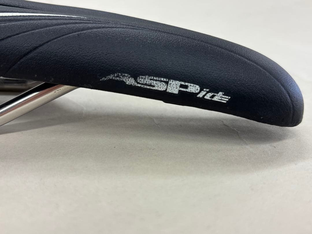 300【中古・美品】san marco　 ASPide　レーシングサドル