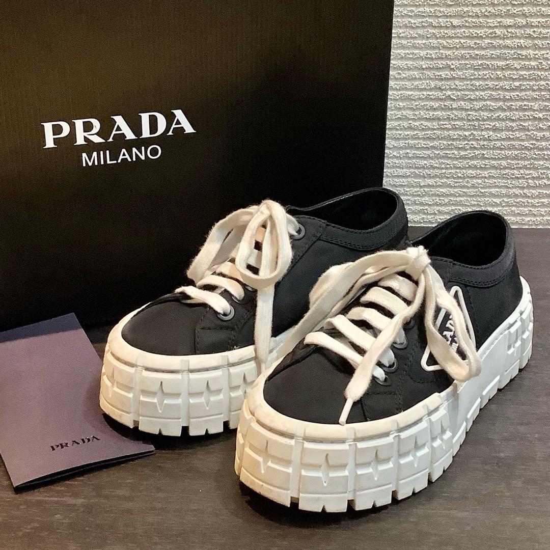 プラダ PRADA Re Nylon リナイロン トライアングル スニーカー