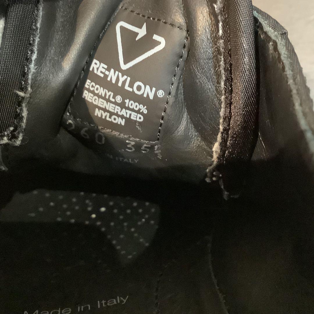 プラダ PRADA Re Nylon リナイロン トライアングル スニーカー