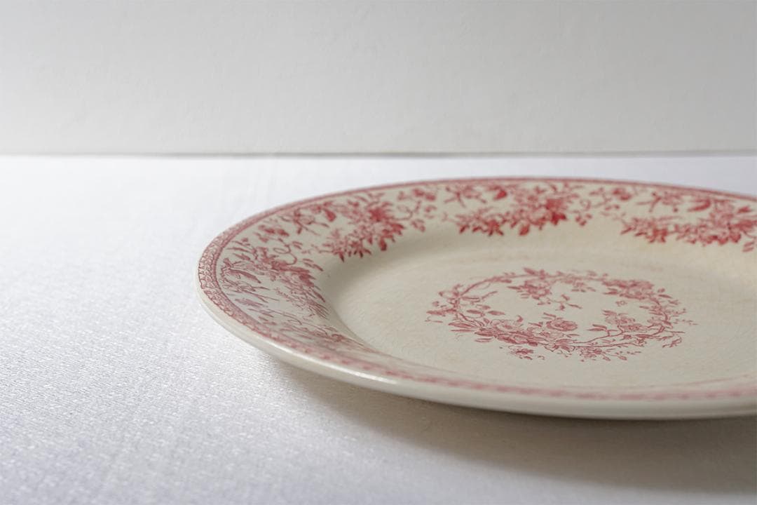 フランスアンティーク　ジアン　ローズ　 プレート　ピンクレッド　23.9cm