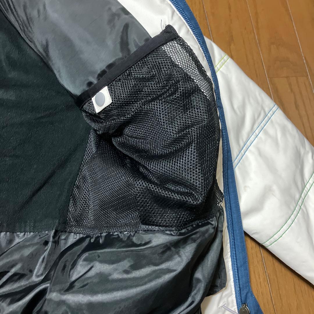 ONYONE オンヨネスキーウェア 上下フード付き ホワイトネイビー/レッド