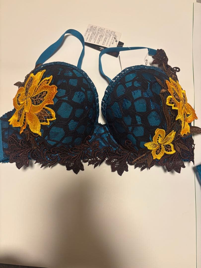 ワコール サルート ケニア 44G ブラ&ショーツ サイズ リクエストok