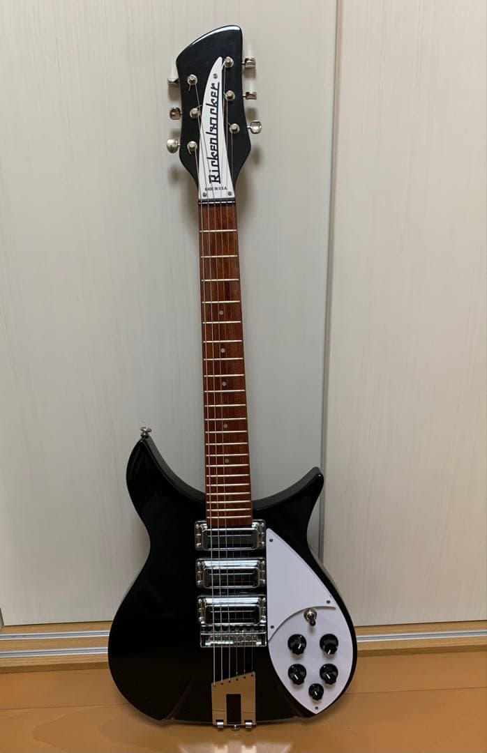 Rickenbacker 325 コピーモデル エレキギター ケース付き