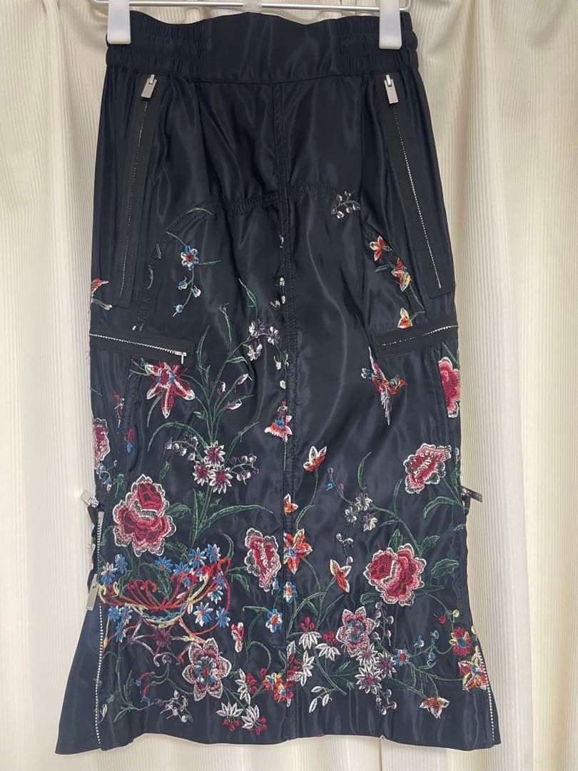 sacai スカート