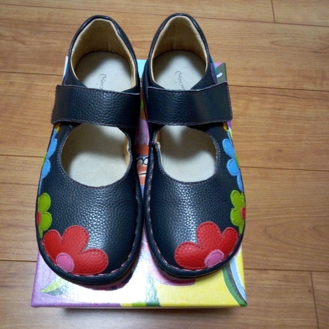 最終値下げ美品エスタシオン：24 花柄レザーマジックテープシューズ