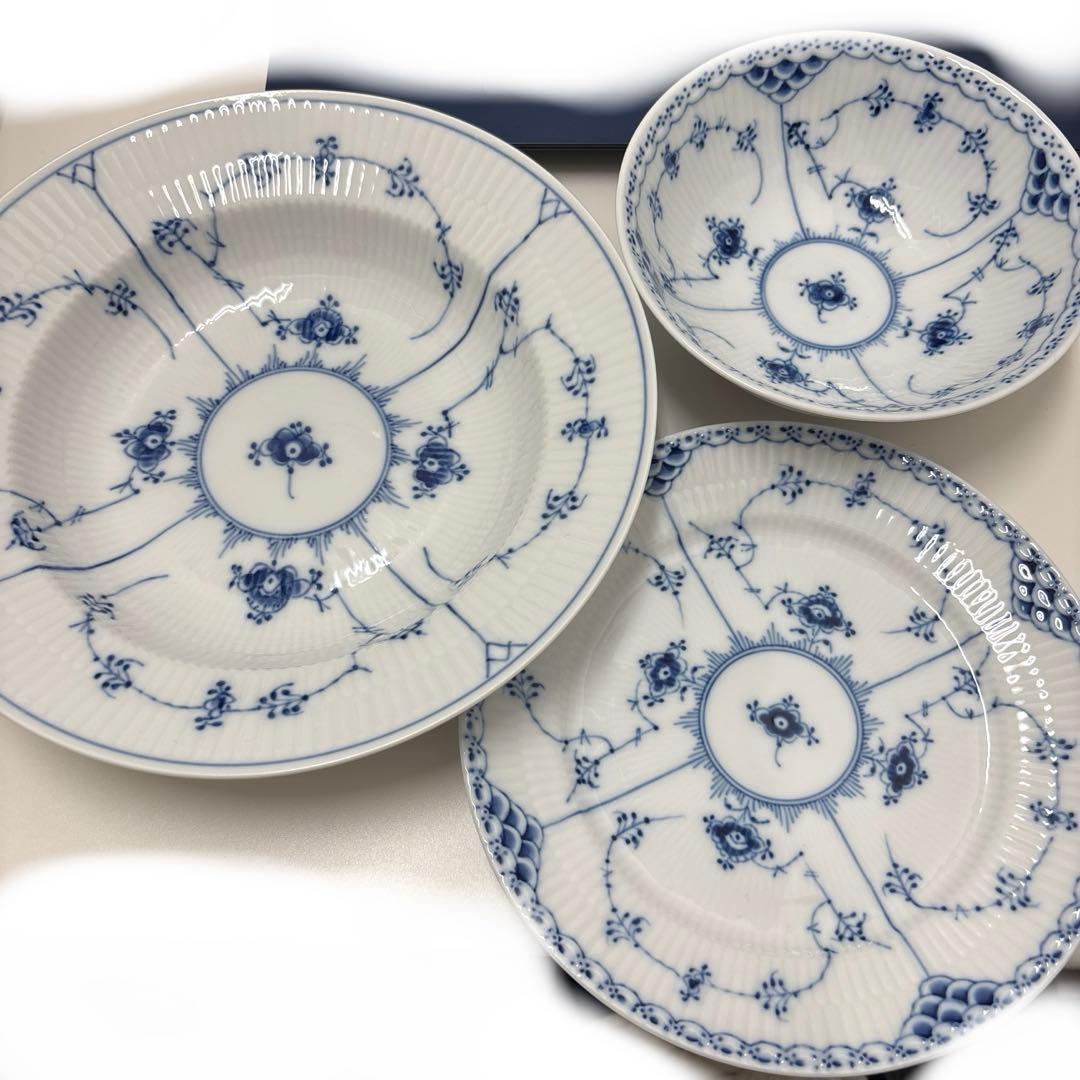 ロイヤルコペンハーゲン ブルーフルーテッドプレイン