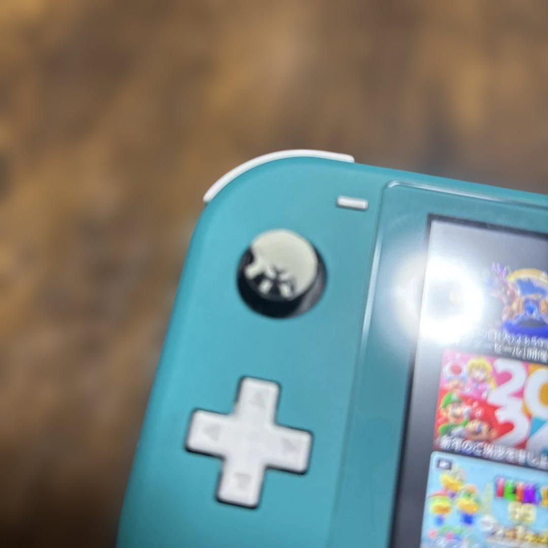 Nintendo switch lite ターコイズ 左ボタンゴムなし　スイッチ