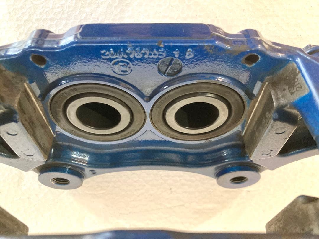  純正F系ブレーキキャリパー