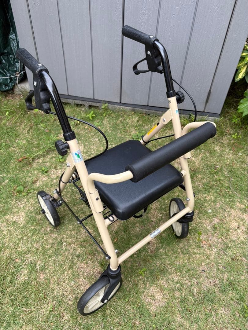 【歩行器】竹虎　ハッピーミニ　ベージュ