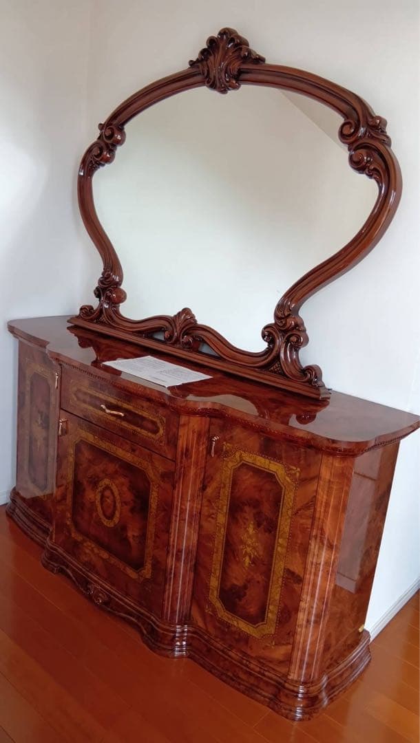 サルタレッリ　木製キャビネット イタリア製