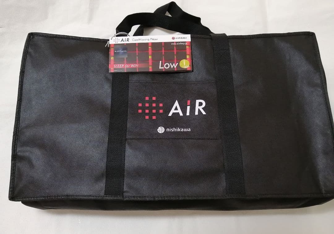 エアー4DX ピロー　LOW 西川　レッド