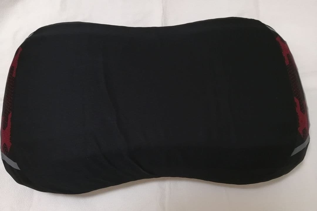 エアー4DX ピロー　LOW 西川　レッド