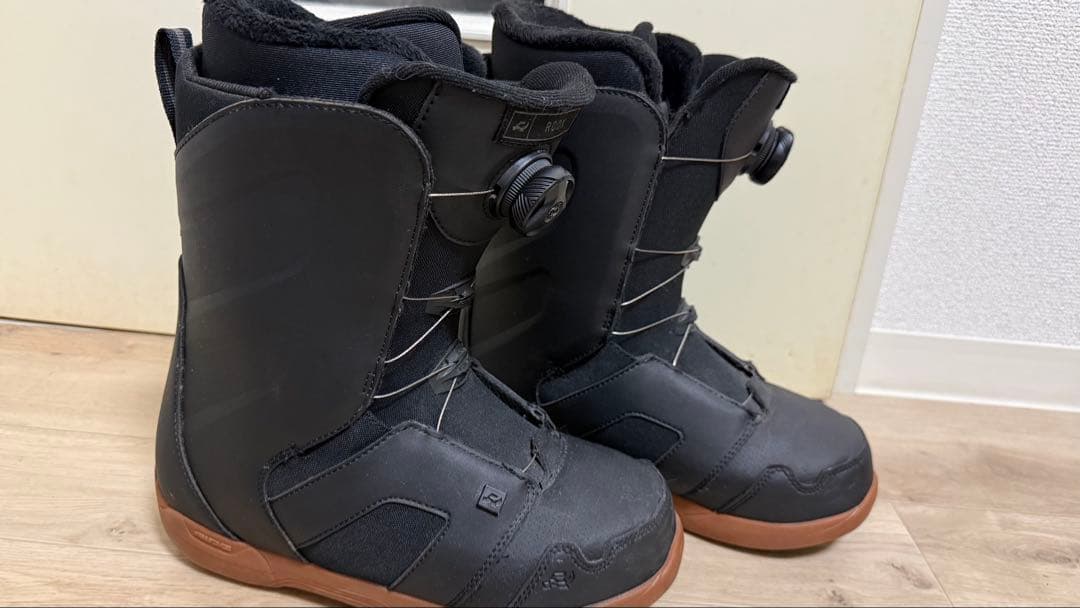 27cm BOAシステム 黒 スノーボードブーツ(男性用)