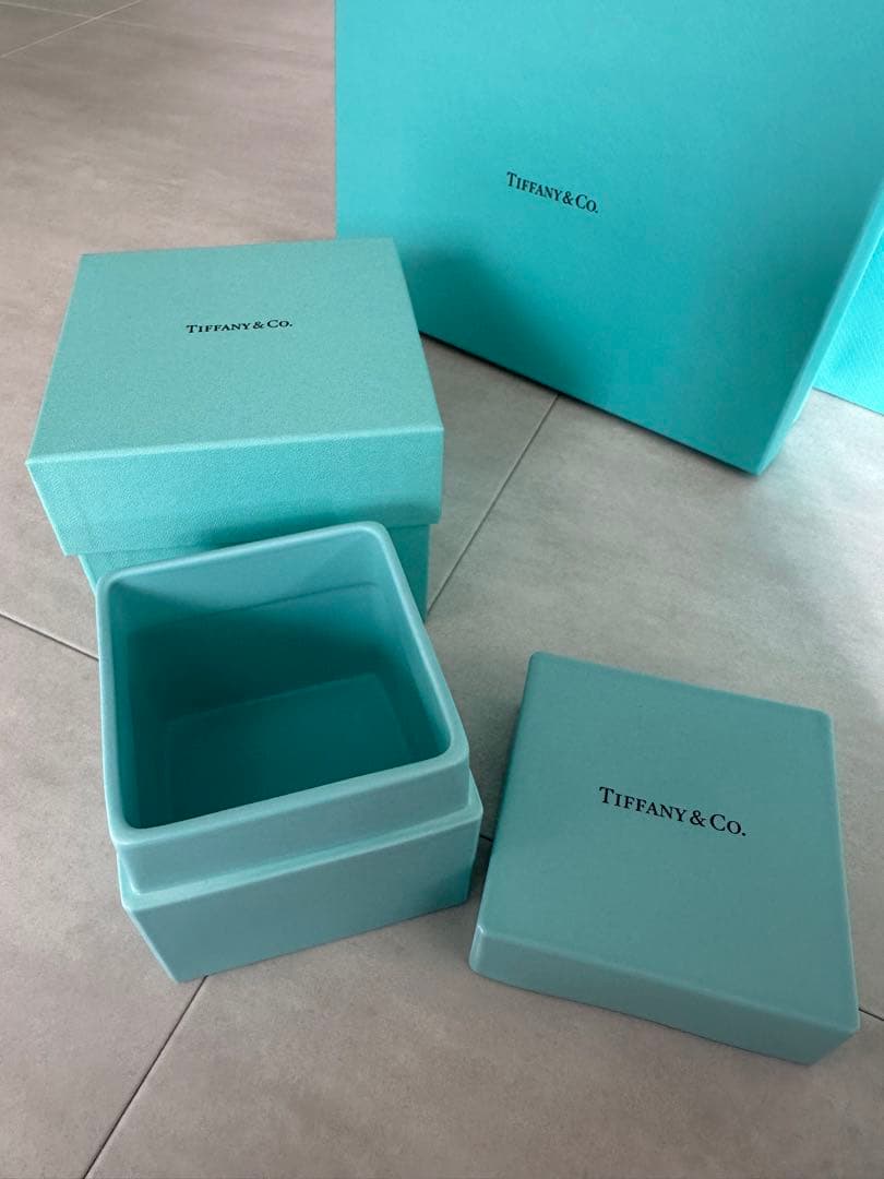 Tiffany & Co. ギフトボックス ティファニー　ボーンチャイナ