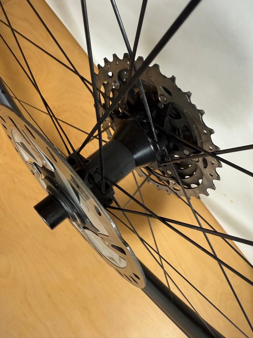 ボントレガー Aeolus Pro 37 カーボンホイール前後 おまけ付き