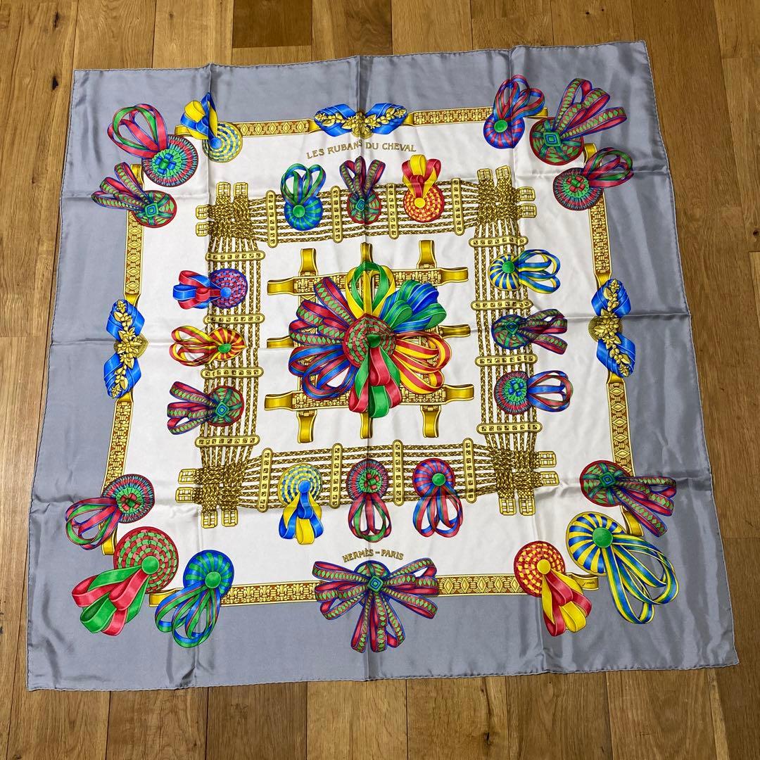 hermes les rubans du cheval シルクスカーフ カレ90