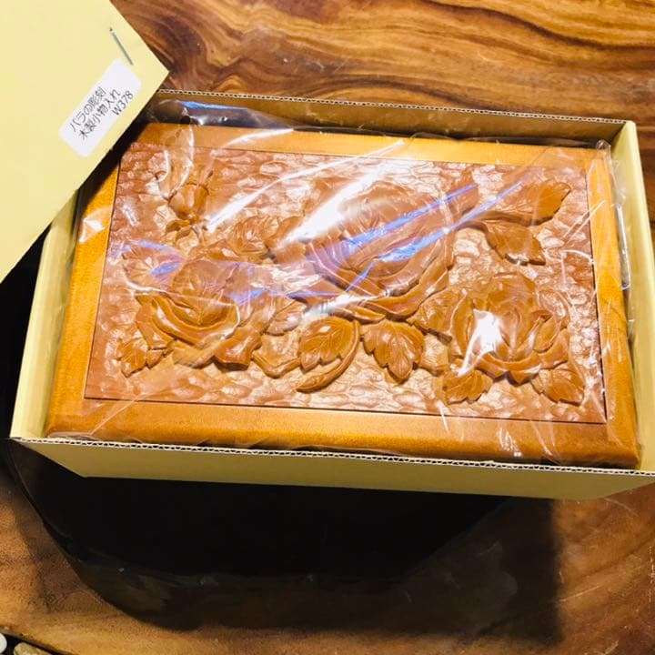 値下げ中 オルゴール 木製小物入れ バラの彫刻 君をのせて