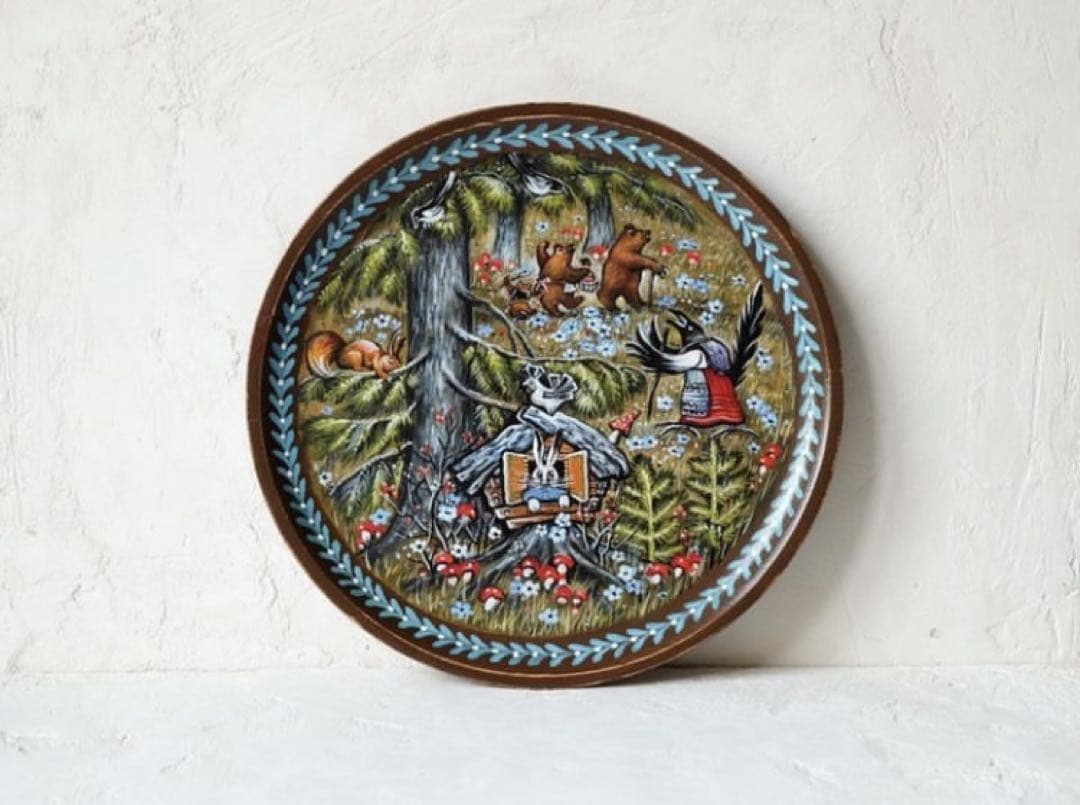 ロシア雑貨☆ロシア民話『３匹のクマ&白腹カササギ』木製飾り皿 マトリョーシカ