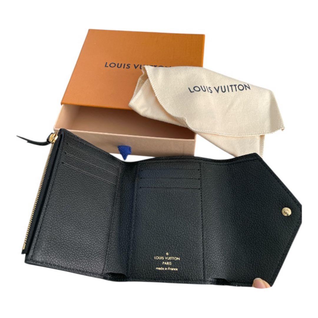 新品同様　ポルトフォイユ・ヴィクトリーヌ　ノワール