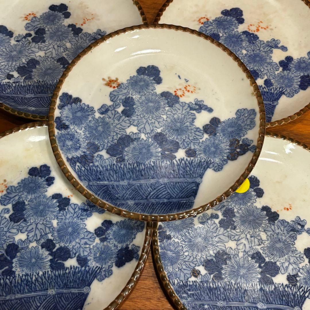 珍しい柄　印判皿