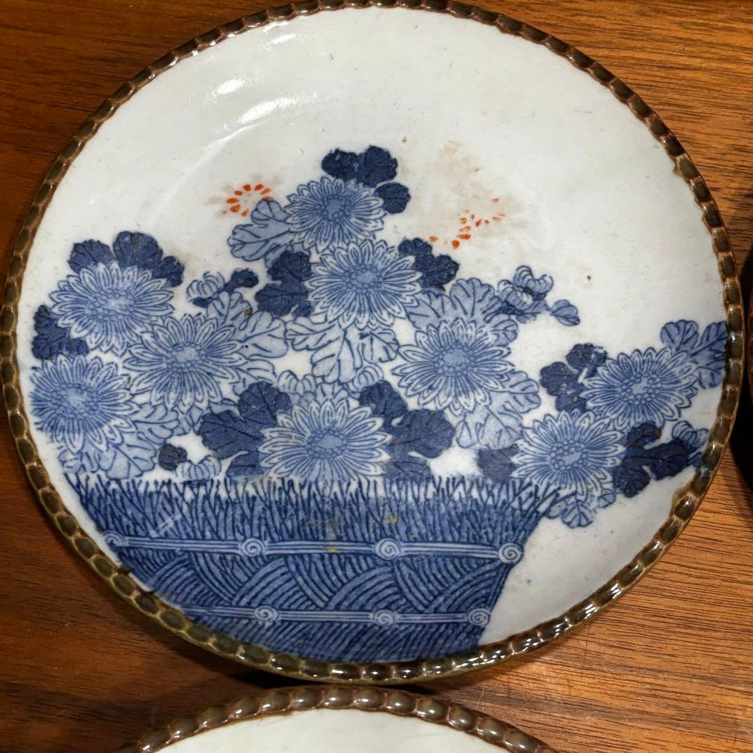 珍しい柄　印判皿