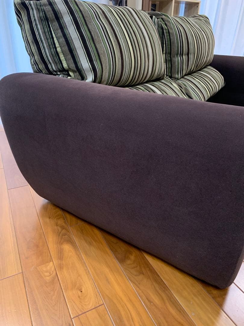 【ニトリ】3人用布張りスペイン製ソファ