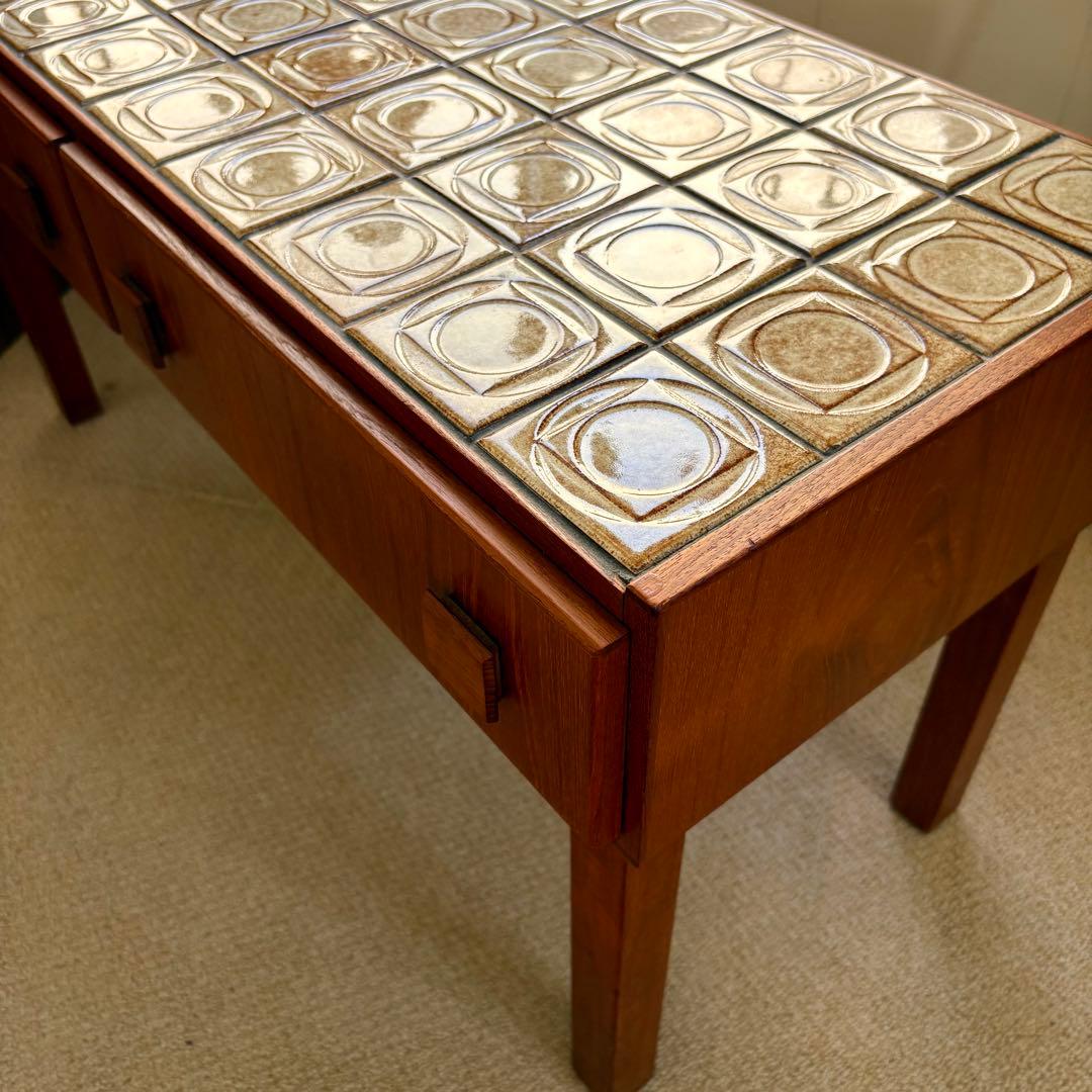 デンマーク　タイルトップ　ヴィンテージ　スモール　チェスト