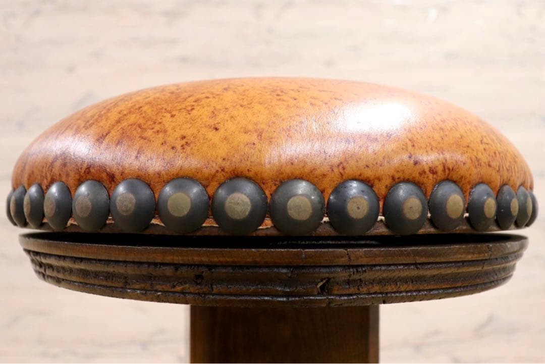 GMIK7M○スペイン製 カスティリアンスタイル バースツール ハイチェア カウ