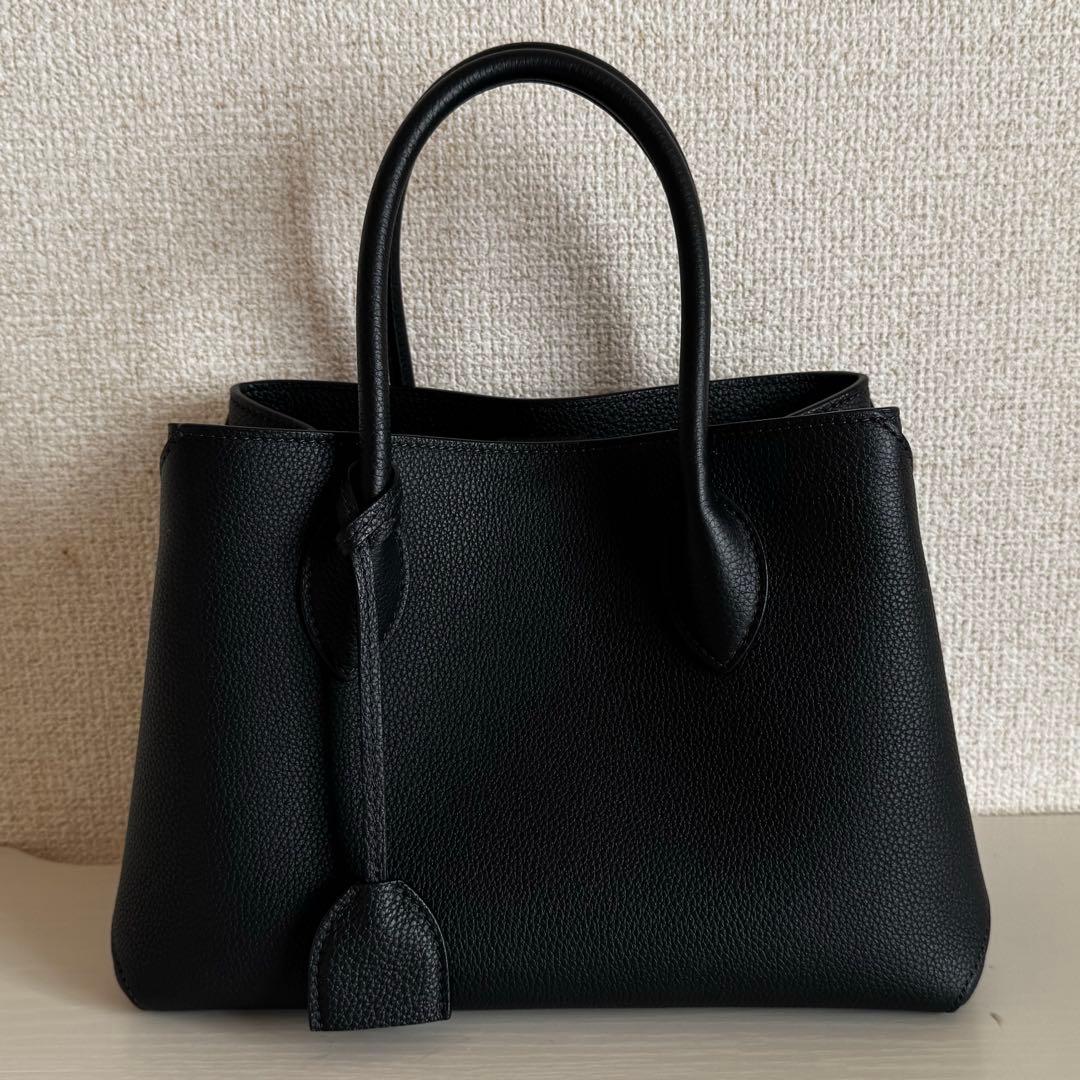 BONAVENTURA ミアトートバッグ（ブラック、27シュリンク（旧サイズ））