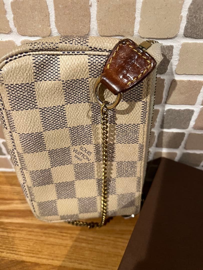 LOUIS VUITTON ミニ・ポシェット・アクセソワール