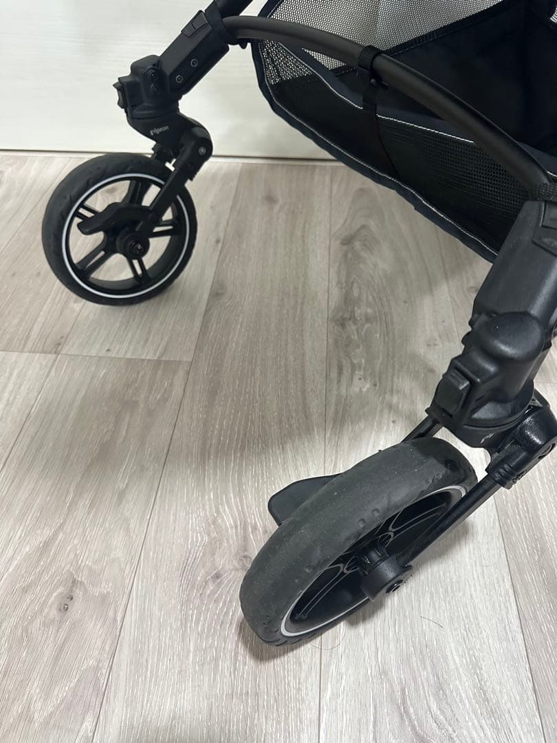 【良品】ピジョン ランフィRB0 カジュアルデニム ベビーザラス限定