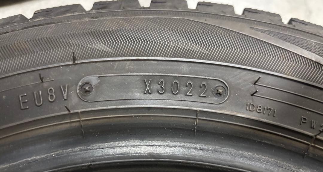 【バリ溝！22年製】155/65R14 ダンロップ　 軽用スタッドレスタイヤ4本