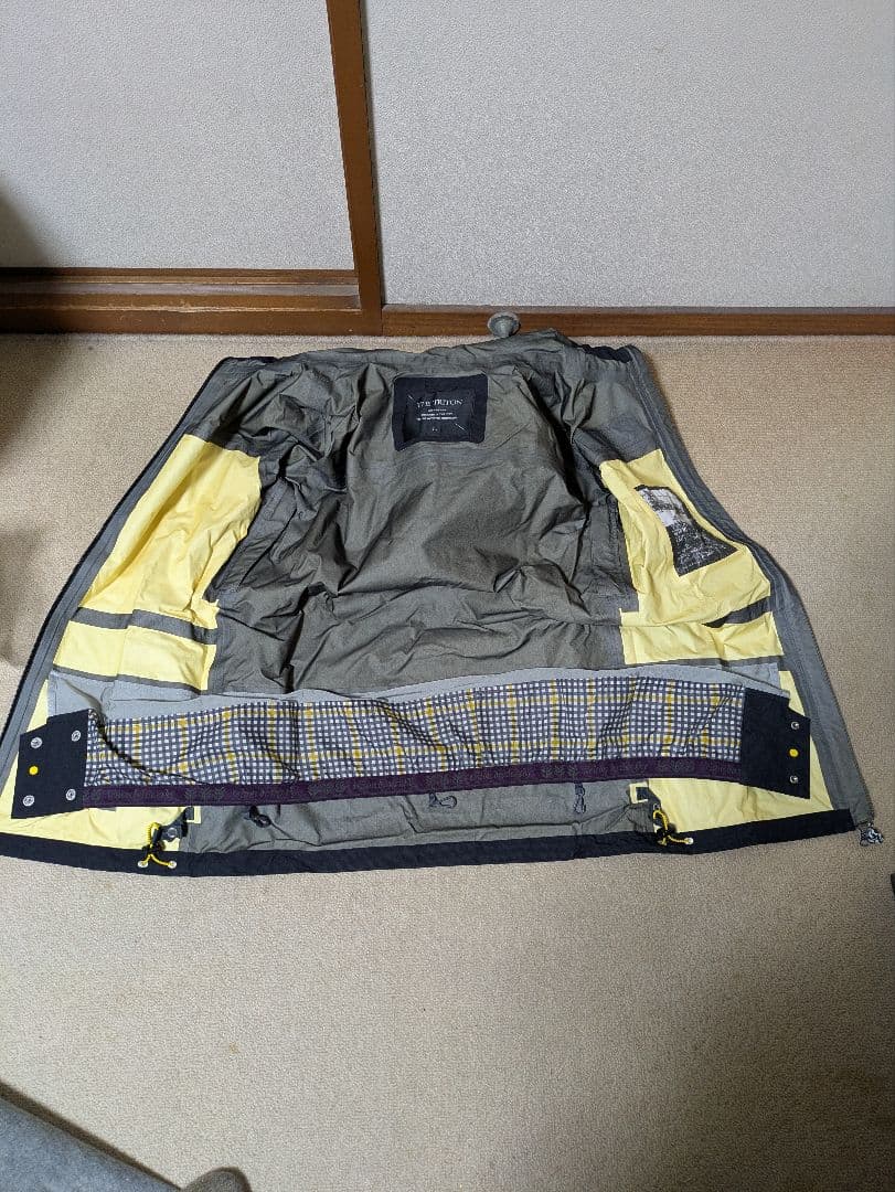 未使用に近い！TRITON GORE-TEXジャケット L ブラック