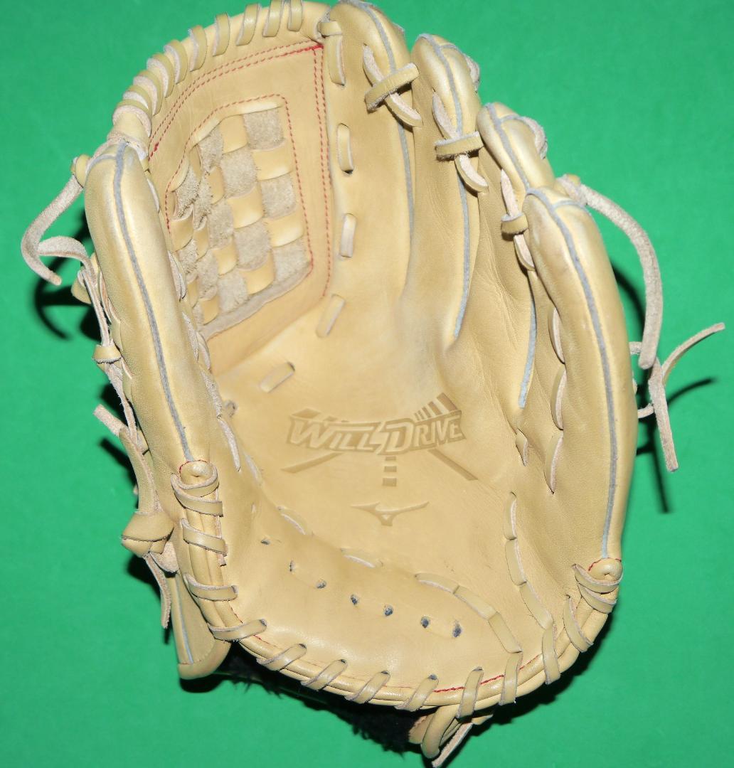 ミズノ WillDrive 軟式野球グローブ ベージュ