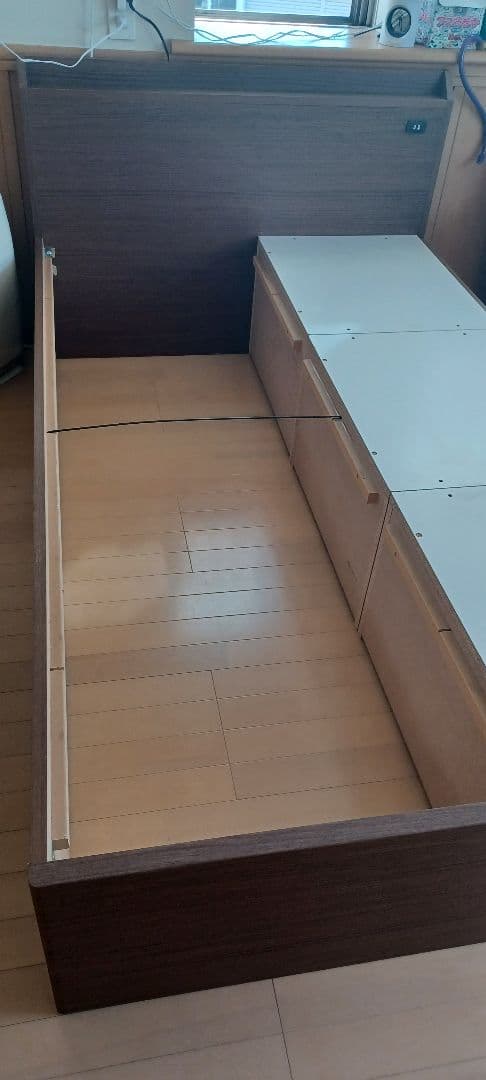 ニトリ　収納付きベッドフレーム　セミダブル