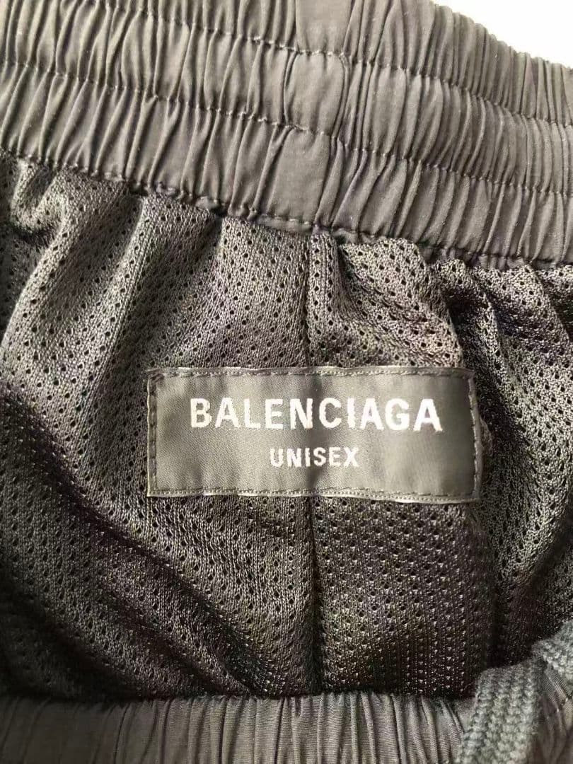 新品同様 BALENCIAGA バレンシアガ ブラック トレーニングパンツ